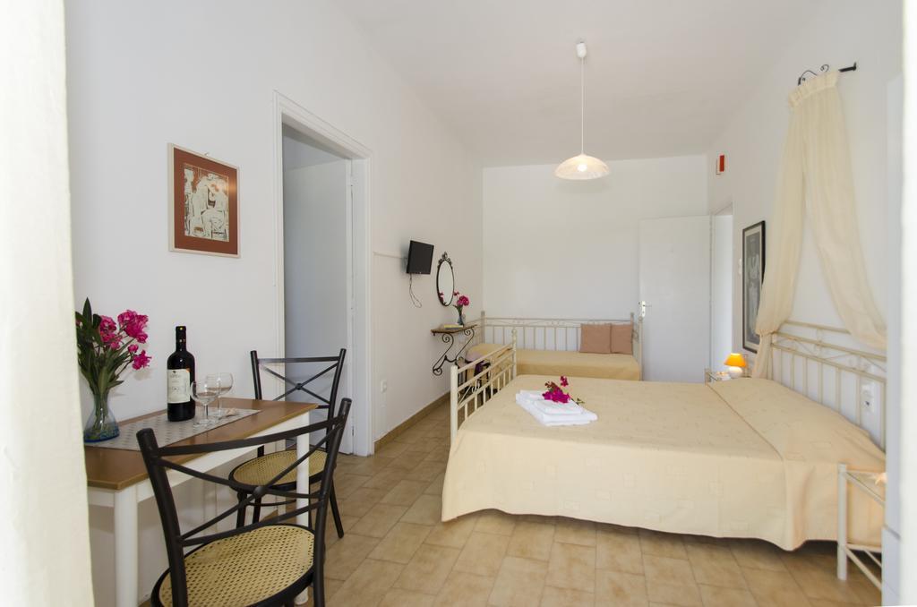 Elena Apartments Pollonia Bagian luar foto